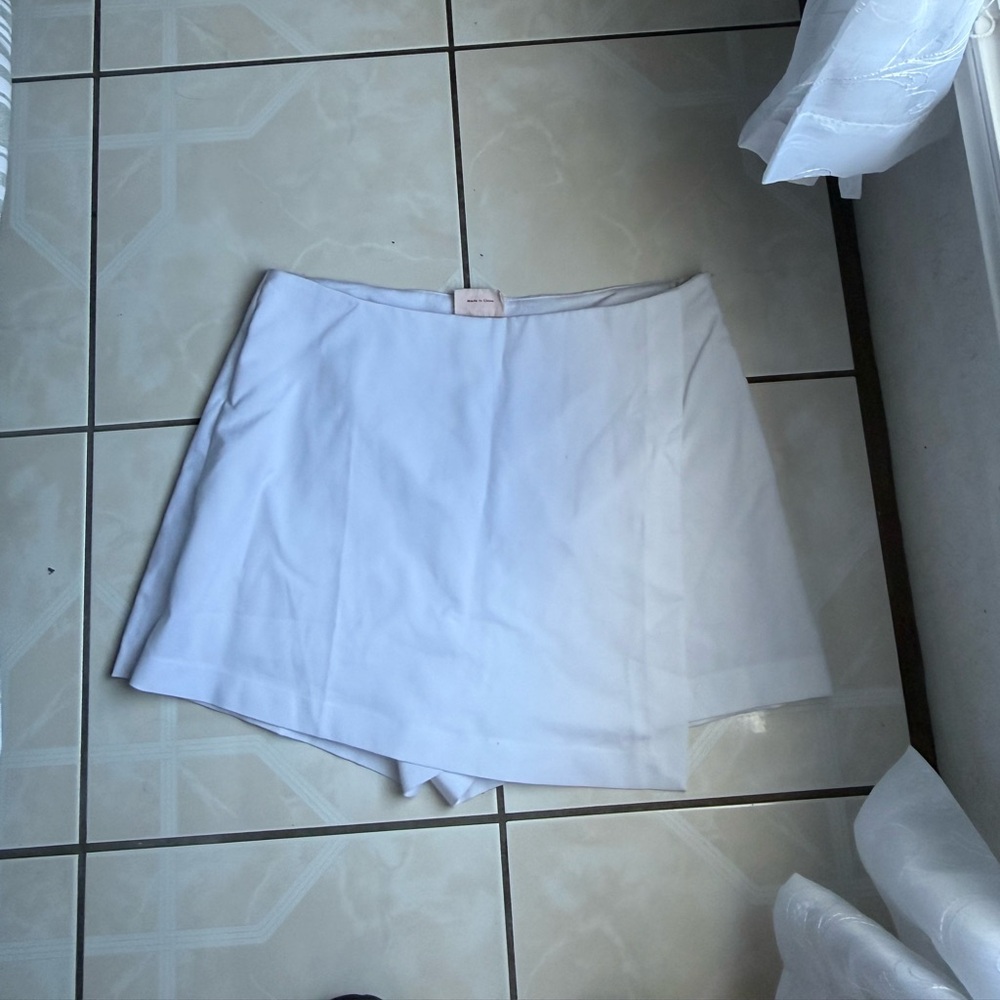Showpo White Women's Skort